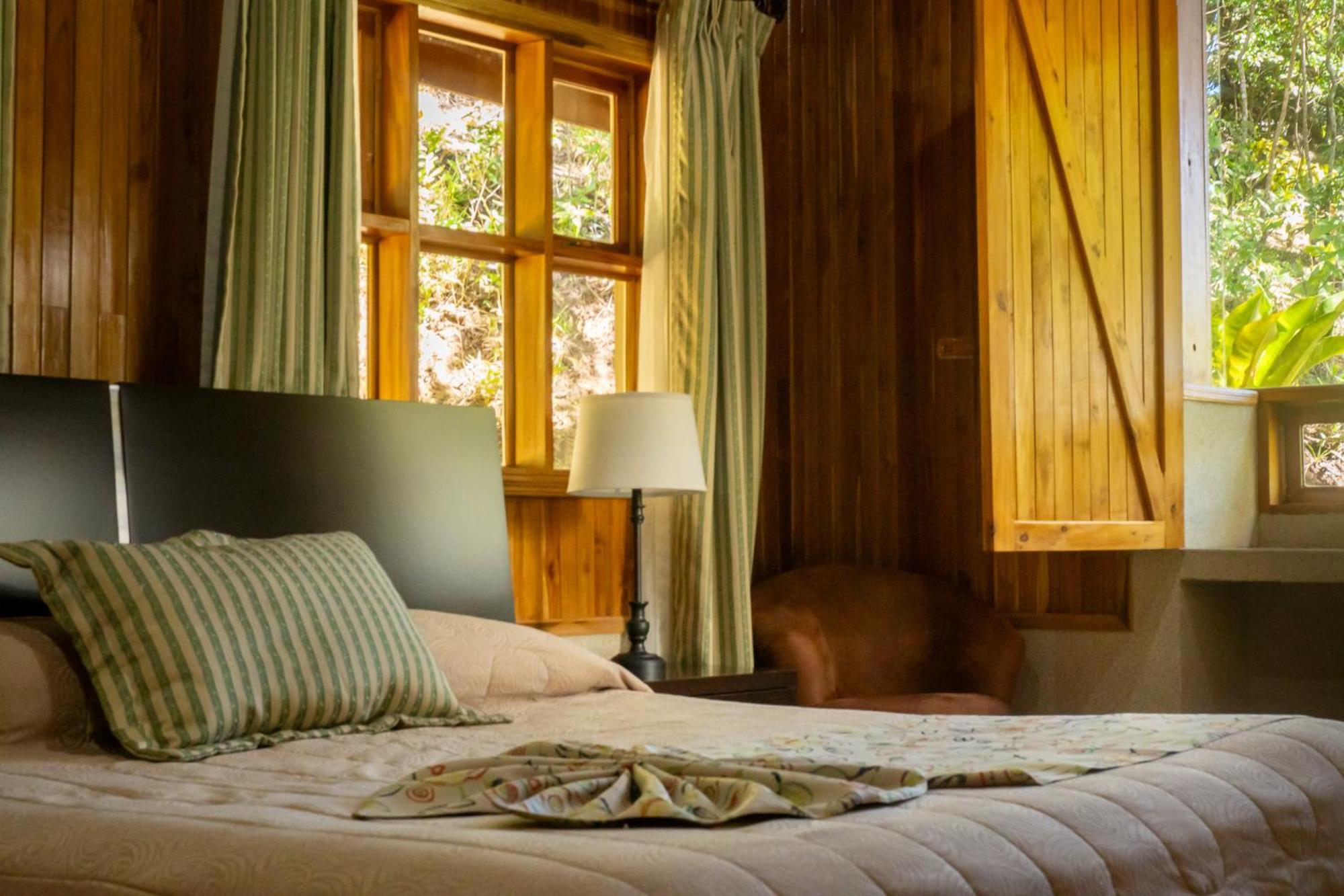 Los Pinos Cabins & Reserve Монте-Верде Экстерьер фото