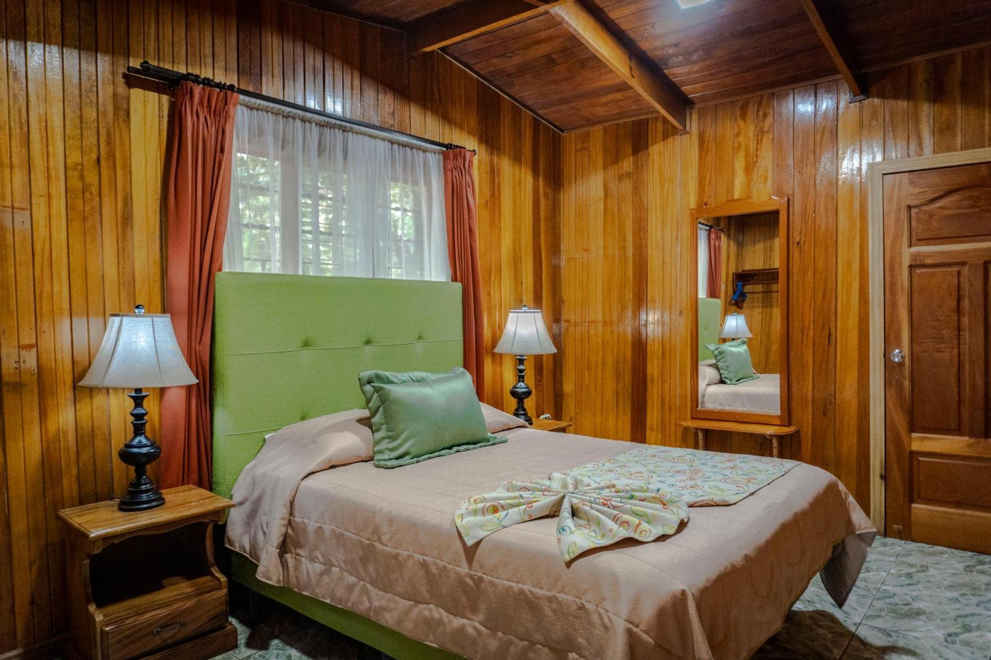 Los Pinos Cabins & Reserve Монте-Верде Экстерьер фото
