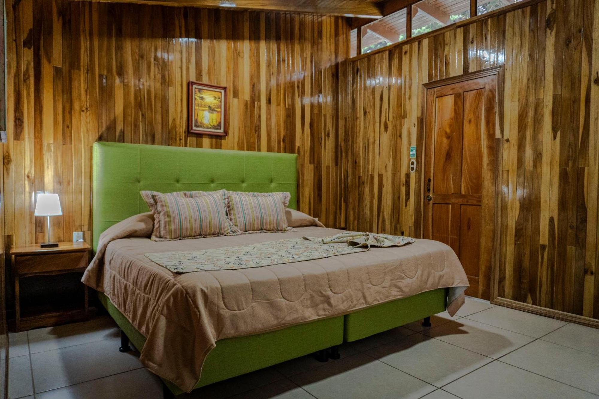 Los Pinos Cabins & Reserve Монте-Верде Номер фото