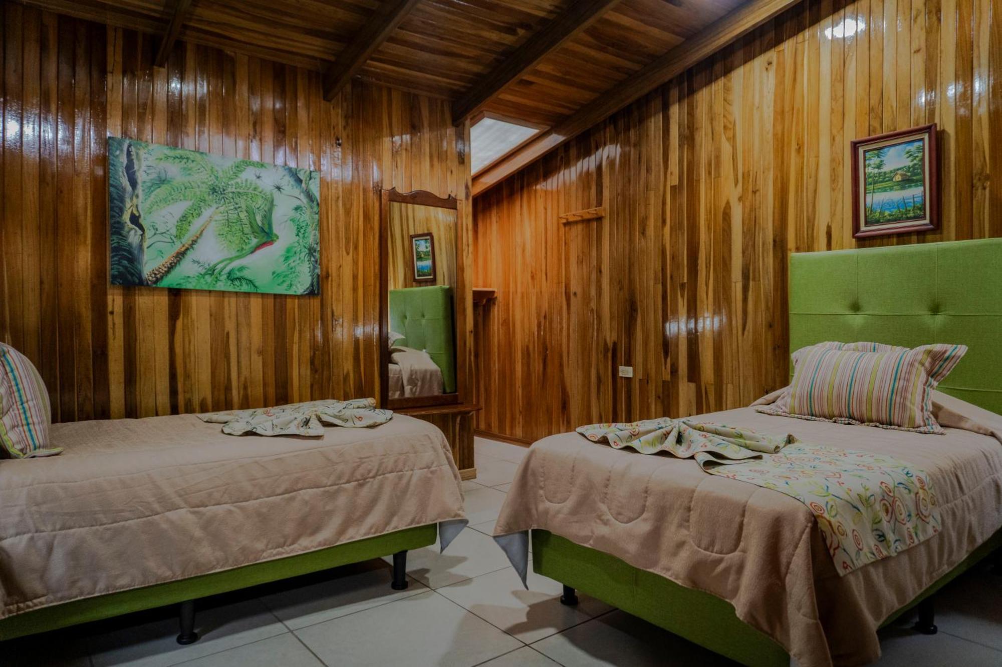 Los Pinos Cabins & Reserve Монте-Верде Номер фото